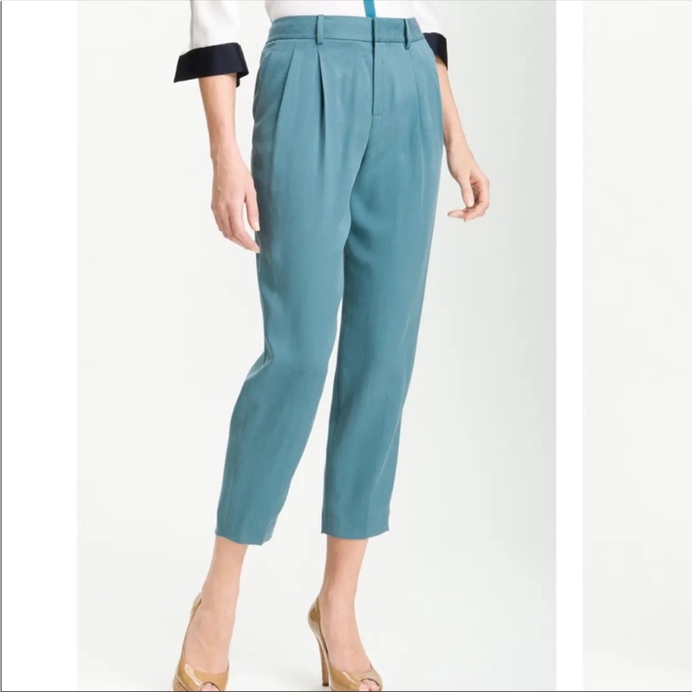 NWT Elie Tahari Cropped Rowan Pant Blue size 10